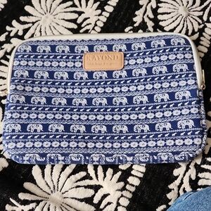Avon Navy Blue Elephant Print Cosmetic Pouch